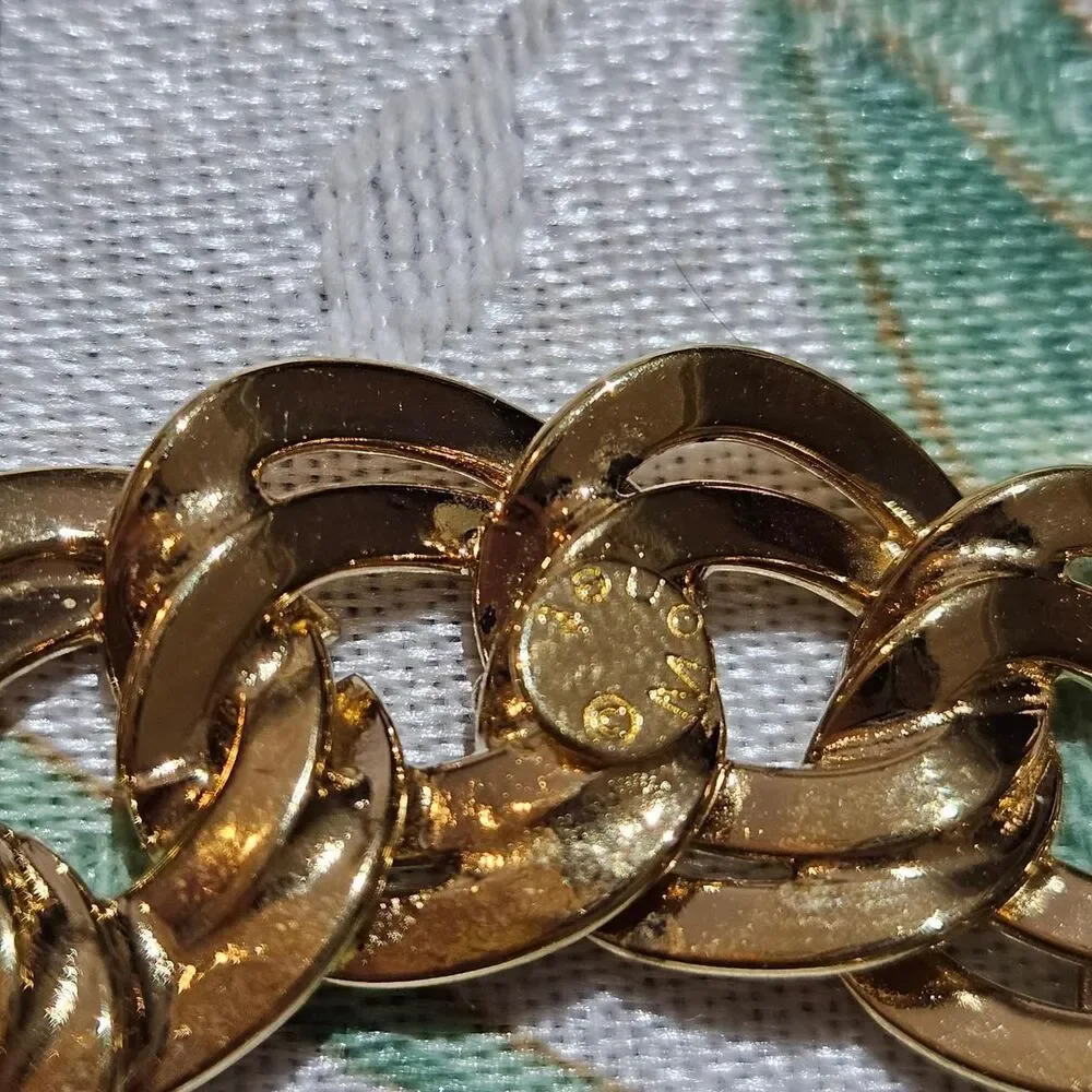 vintage cottagecore boho gold tone large chain link Monet brooch